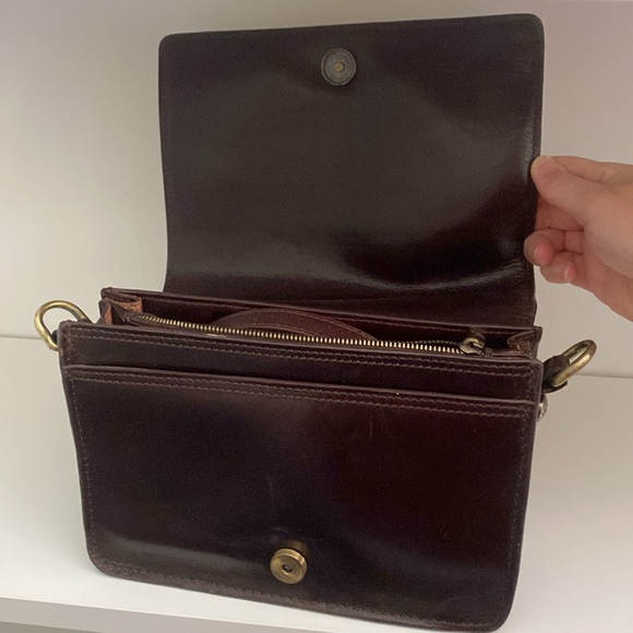 Patricia Nash Westminster Abbey CrossBody Bag - Picture 7 of 11